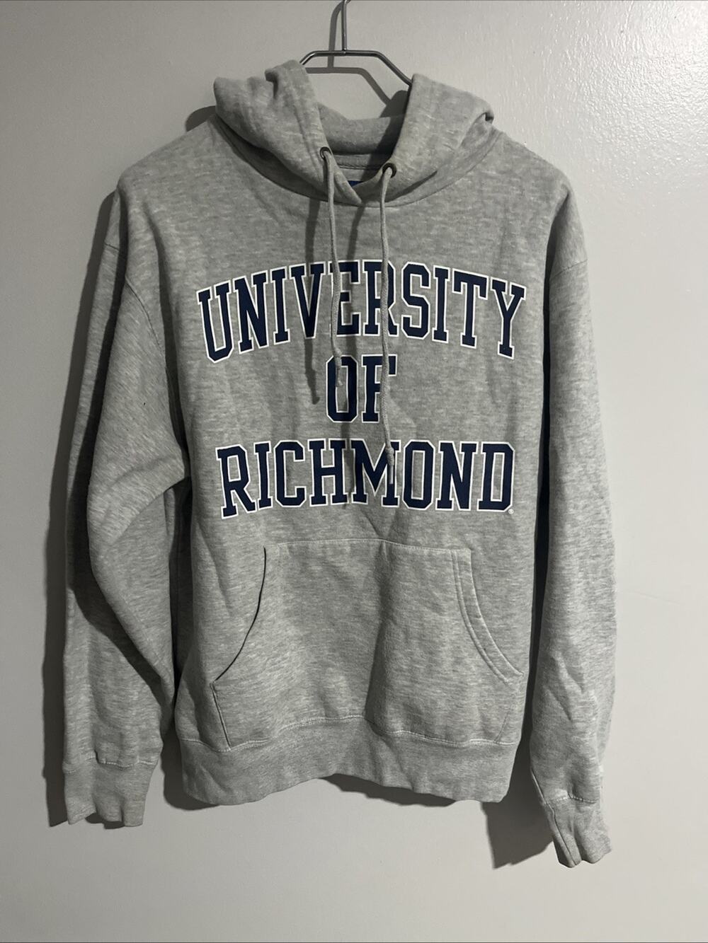 Blue 84 University of Richmond Stitched Hoodie Sweatshirt M NWT